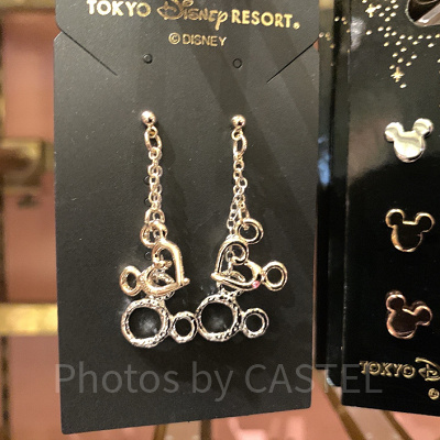ミッキーのつり下がりピアス