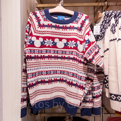 ミッキーシェイプセーター