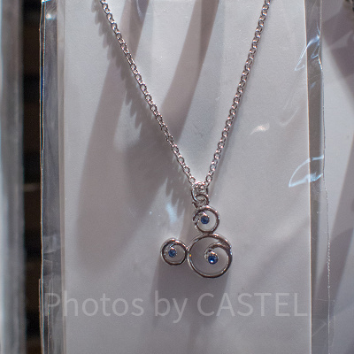 ミッキーシンプルネックレス