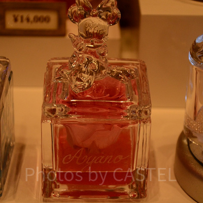 ミッキーの立体オブジェ×ピンクのバラ