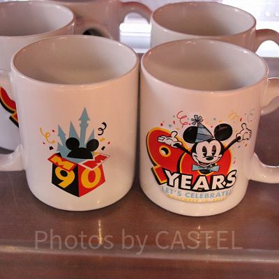 ミッキー生誕90周年マグ