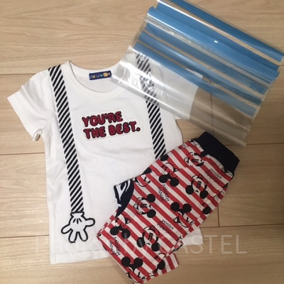 ミッキー仕様の着替えとジップロック