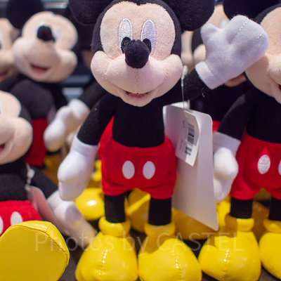 ミッキーのポージープラッシー（ぬいぐるみ）