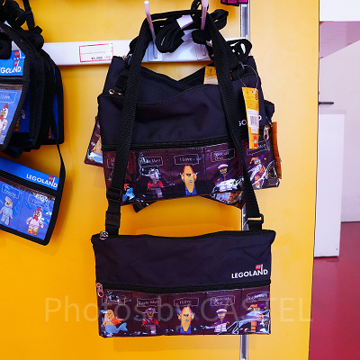 ミニフィギュアトレーディングサコッシュ