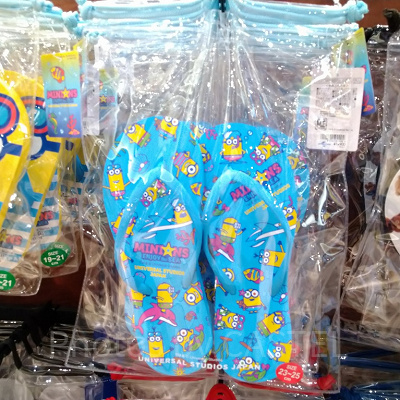 ミニオン「 ENJOY the SEA」シリーズのビーチサンダル