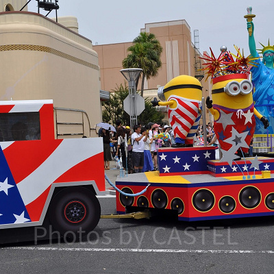 ミニオンフロート／ウォーターサプライズパレード