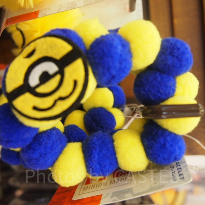 ミニオンポンポンブレスレット
