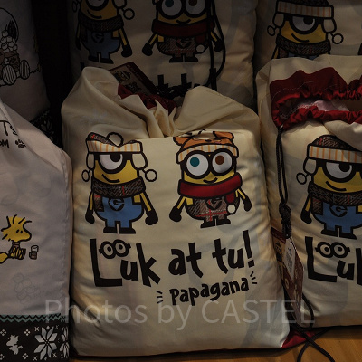 ミニオンのキルトブランケット（袋に入った状態）