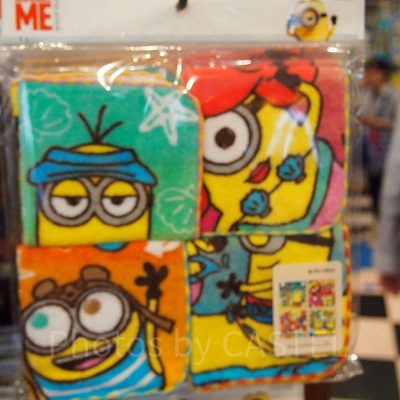 「MINIONS SUMMER」シリーズミニオンのタオルハンカチ4枚セット