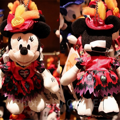 ミニーのぬいぐるみバッジ②