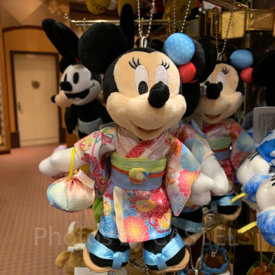 ミニーぬいぐるみバッジ