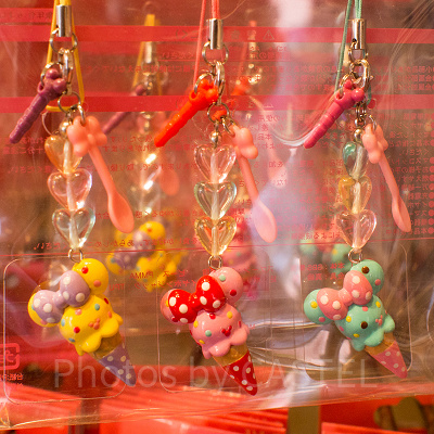 ミニーソフトクリームストラップ