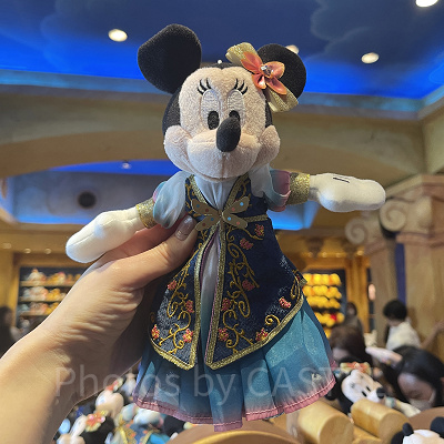 ミニーぬいぐるみバッジ（ファンタジースプリングスグッズ）