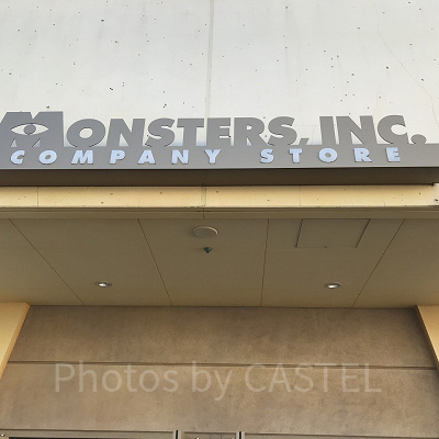 モンスターズ・インク外装