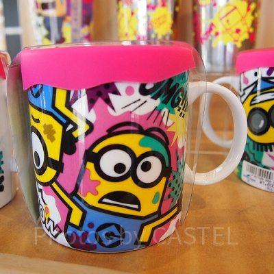 フタ付きマグカップ