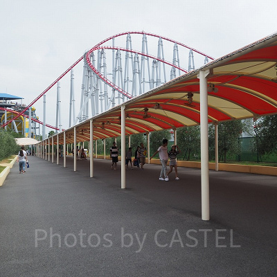 長島スパーランドは割と屋根も多いので、少々の雨なら割と何とかなります