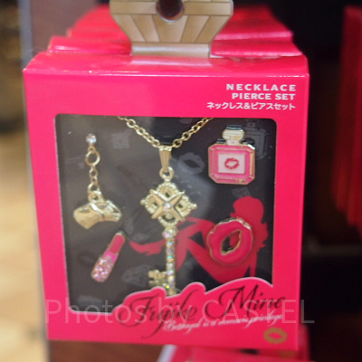 ネックレス＆ピアスセット