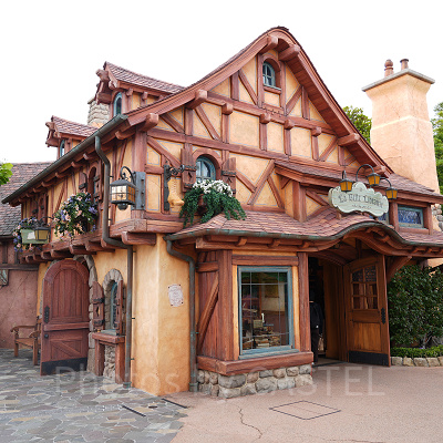 新ショップ「ビレッジショップス」