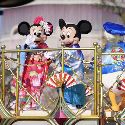 ディズニーお正月2020のディズニーランドのニューイヤーズ・グリーティング