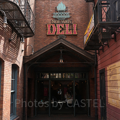 ニューヨーク・デリのエントランス