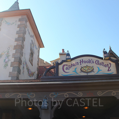 アトラクション「ピーターパン空の旅」のとなり☆