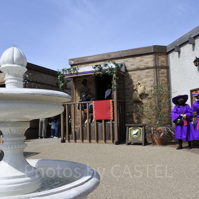 ニジゲンノモリ「ドラゴンクエストアイランド」／オノコガルドの町