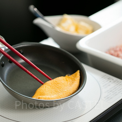 シェフが調理したオムレツ