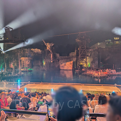 ワンピース・プレミアショーの会場はウォーターワールド