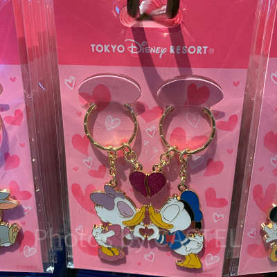 ペアキーチェーン（ドナルド＆デイジー）