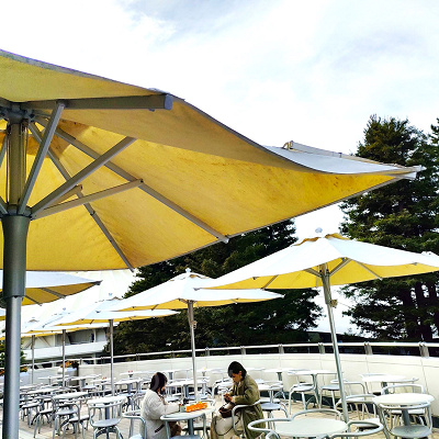 パン・ギャラクティック・ピザ・ポート：テラス席