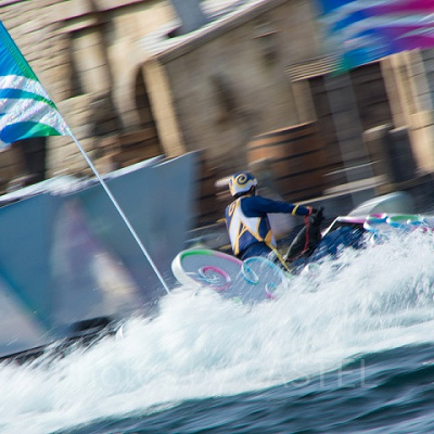 流し撮り作例②<br /> 設定：300㎜ SS1/50 F20 ISO100