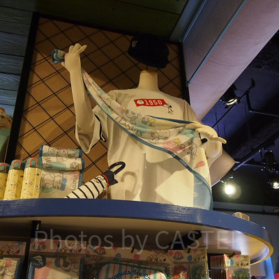 ピーナッツアイスクリームグッズのディスプレイ