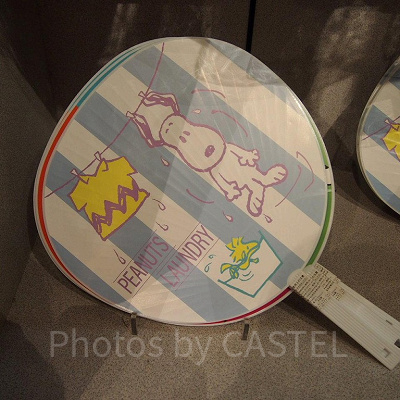 PEANUTS LAUNDRY（ピーナッツ・ランドリー）スヌーピーの団扇