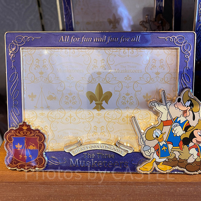 フォトスタンド(三銃士グッズ)