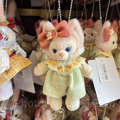 ぬいぐるみバッジ（リーナ・ベル）