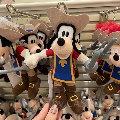 ぬいぐるみバッジ(三銃士グッズ)