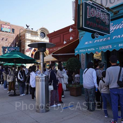 過去のルイズN.Y.ピザパーラーの混雑の様子