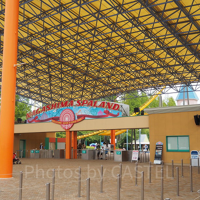 長島スパーランドのプール