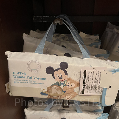 ディズニーポータブルクッション：ダッフィーのワンダフルヴォヤッジ