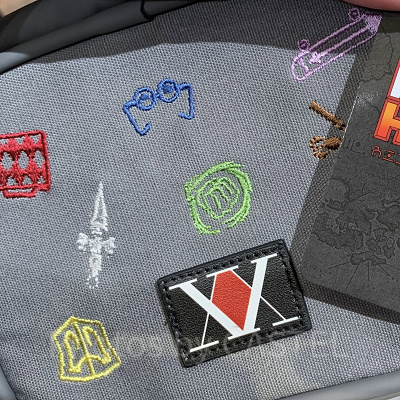 ポーチ（ユニバ×ハンターハンターグッズ）