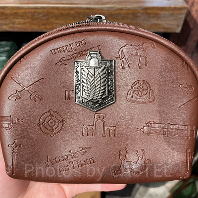 ポーチ〔USJ×進撃の巨人〕