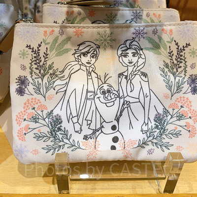 ポーチ（ティッシュケース付き）