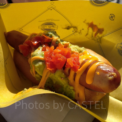 プレミアムホットドッグ～アボカド＆トマト