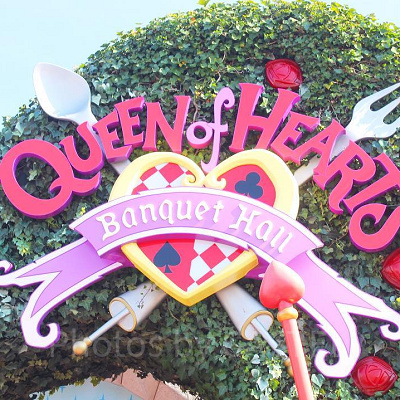 クイーン・オブ・ハートのバンケットホール