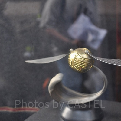 映画『ハリー・ポッター』シリーズに登場するクィディッチのゴールデンスニッチ／USJ