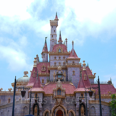 アトラクションを重視するカップルにおすすめ：ディズニーランド