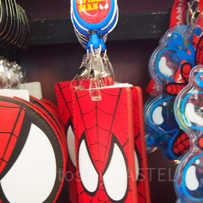 リール式パスケース(四角)