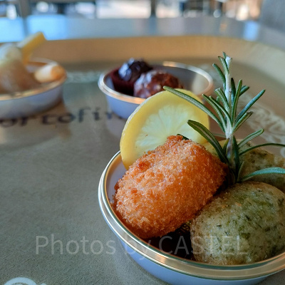 バフェテリアサービスのレストラン