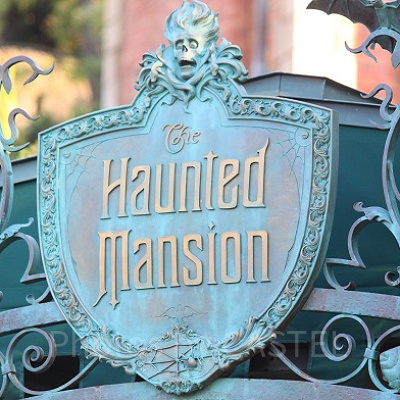 怖い雰囲気のホーンテッドマンション