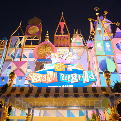 閉園後のアトラクション内が怖い…？